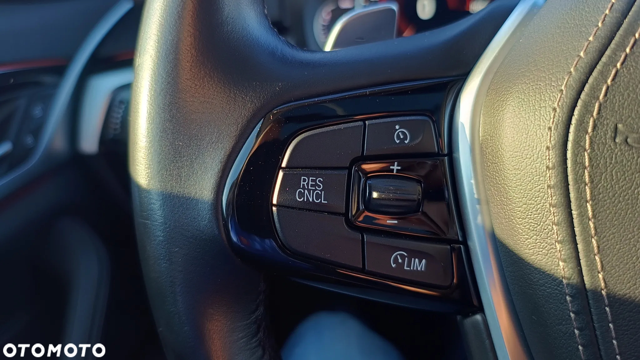 BMW Seria 5 520d Sport Line - 26