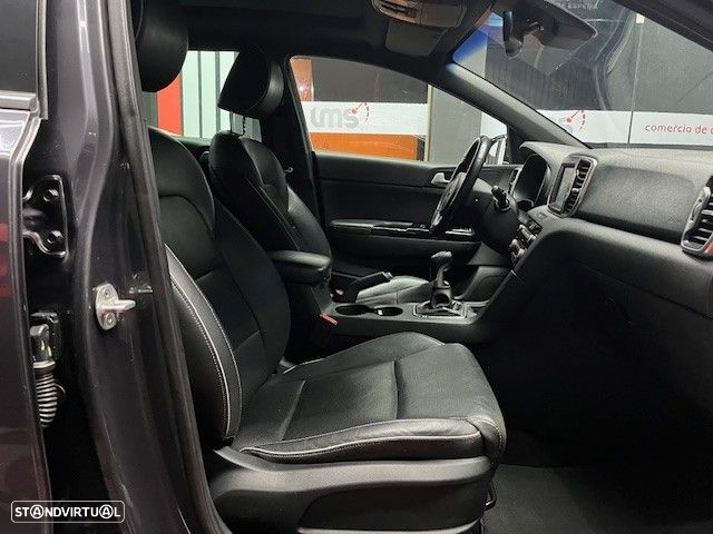 Kia Sportage 2.0 CRDI ISG GT Line - 12