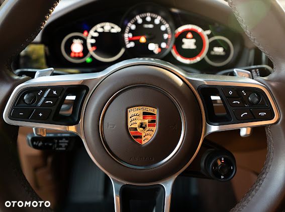 Porsche Cayenne Platinum Edition - 15
