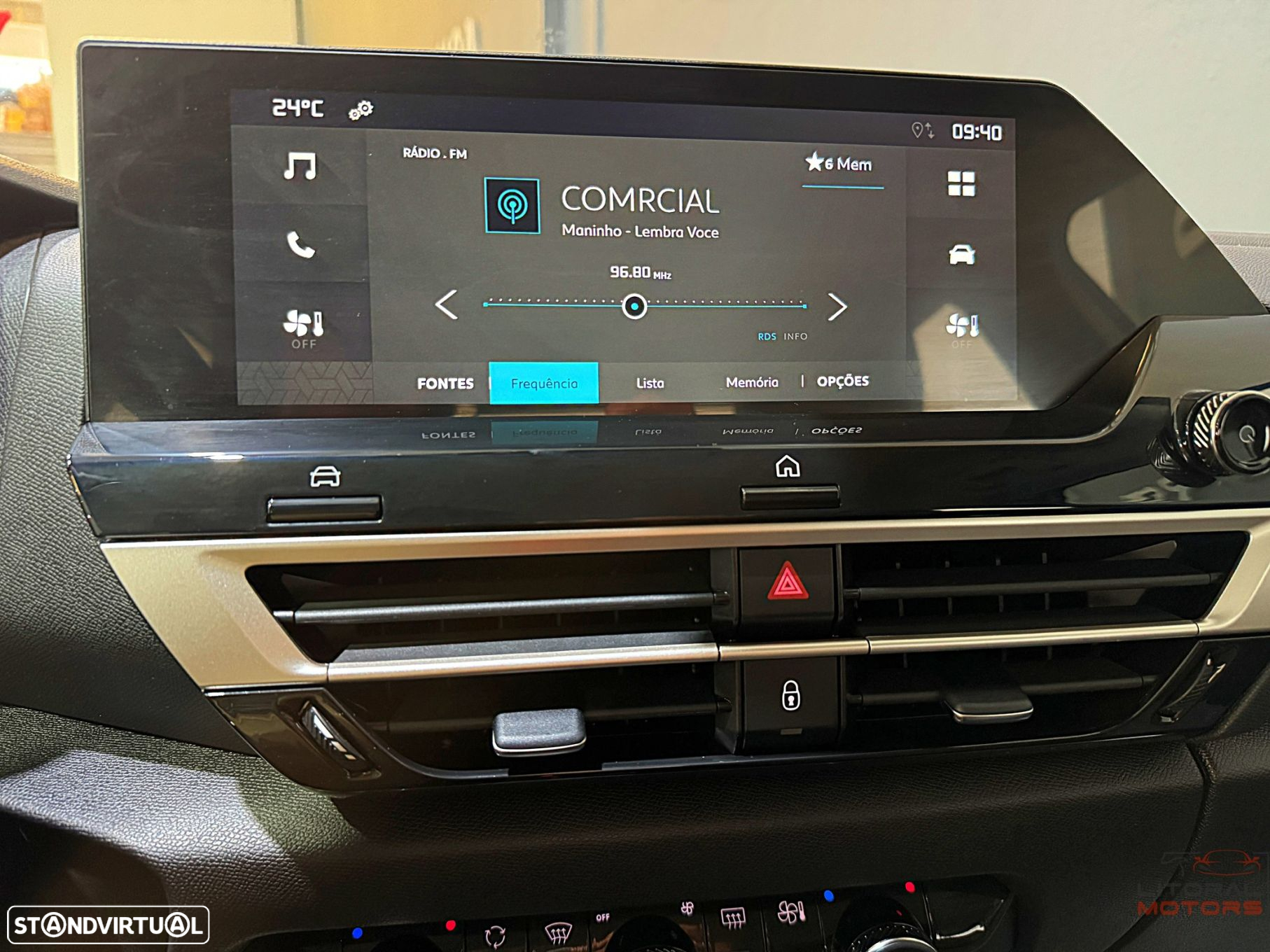 Citroën C4 X 1.2 PureTech Max EAT8 - 26