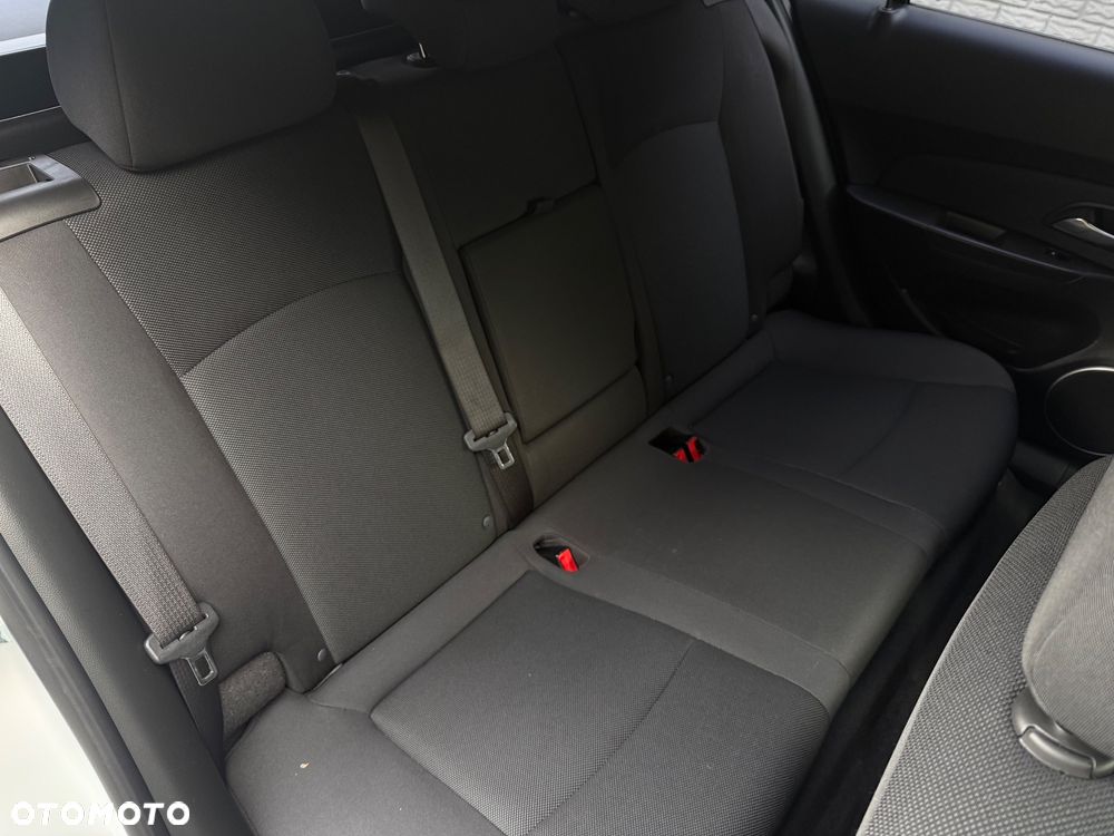 Chevrolet Cruze 1.7 D LT+ Premium - 35