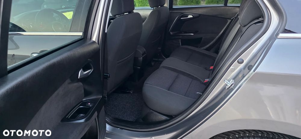 Fiat Tipo 1.6 MultiJet 16v Lounge - 12
