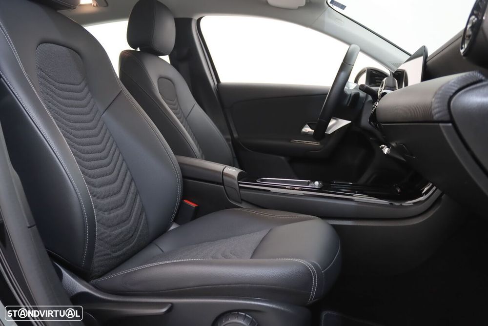 Mercedes-Benz A 200 Standard - 8