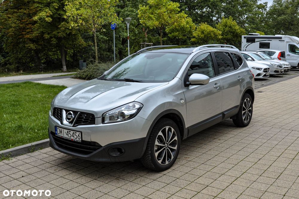Nissan Qashqai+2 - 1