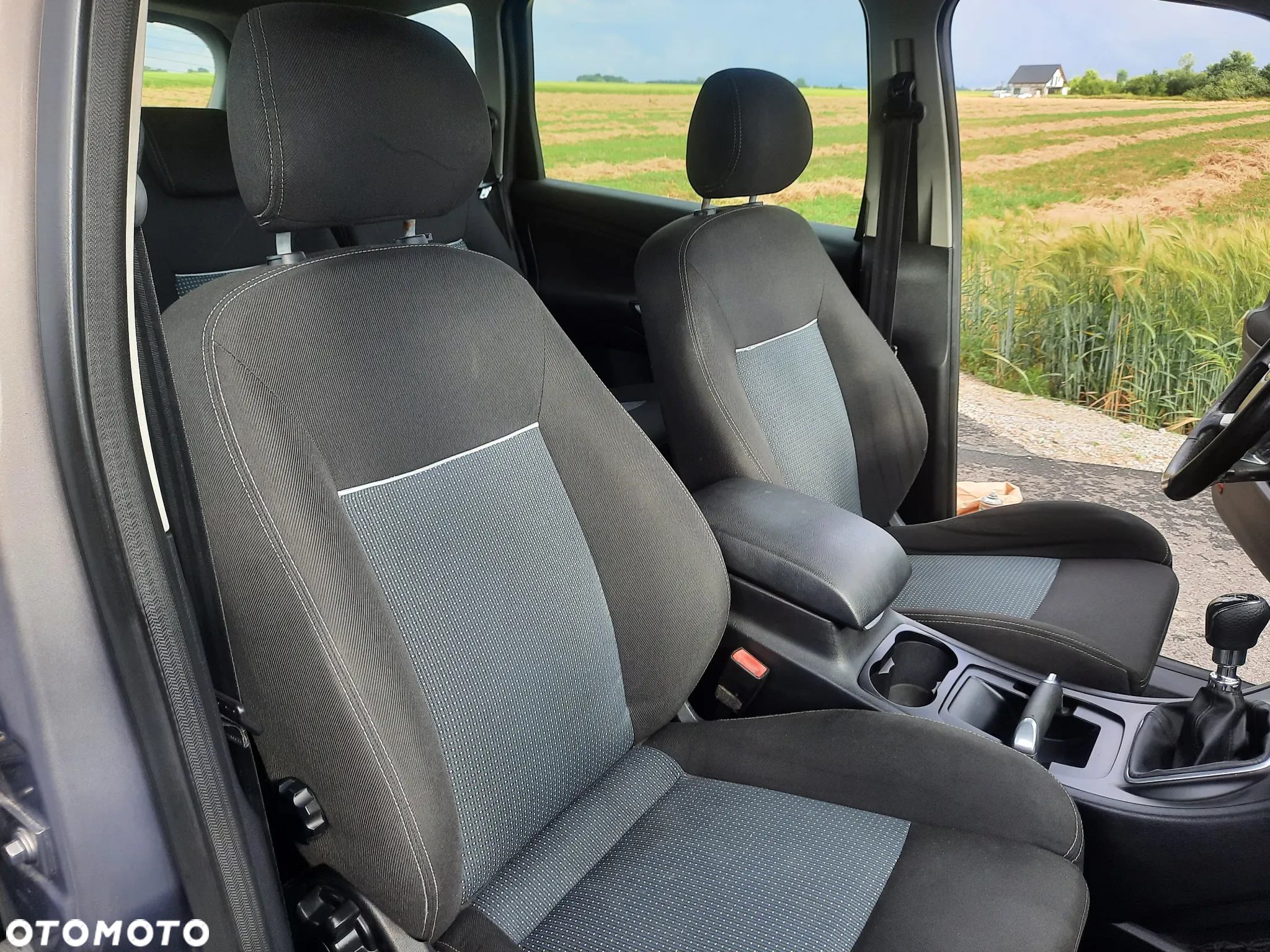 Ford S-Max - 15