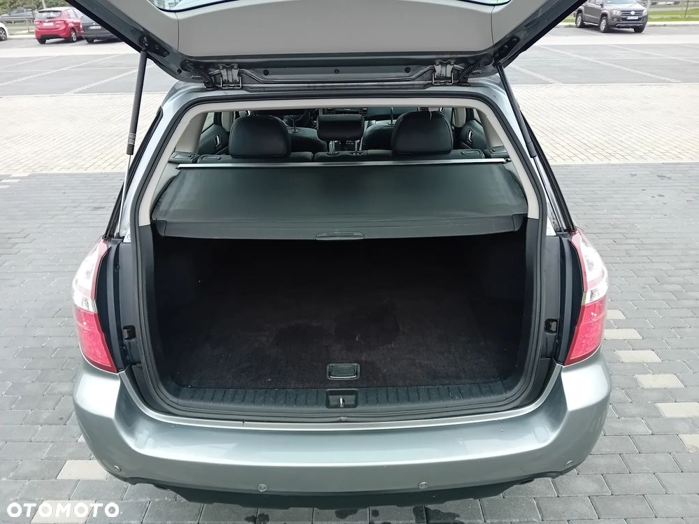 Subaru Outback - 8