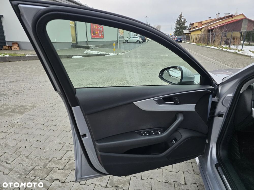 Audi A4 Avant 40 TDI S tronic sport - 16