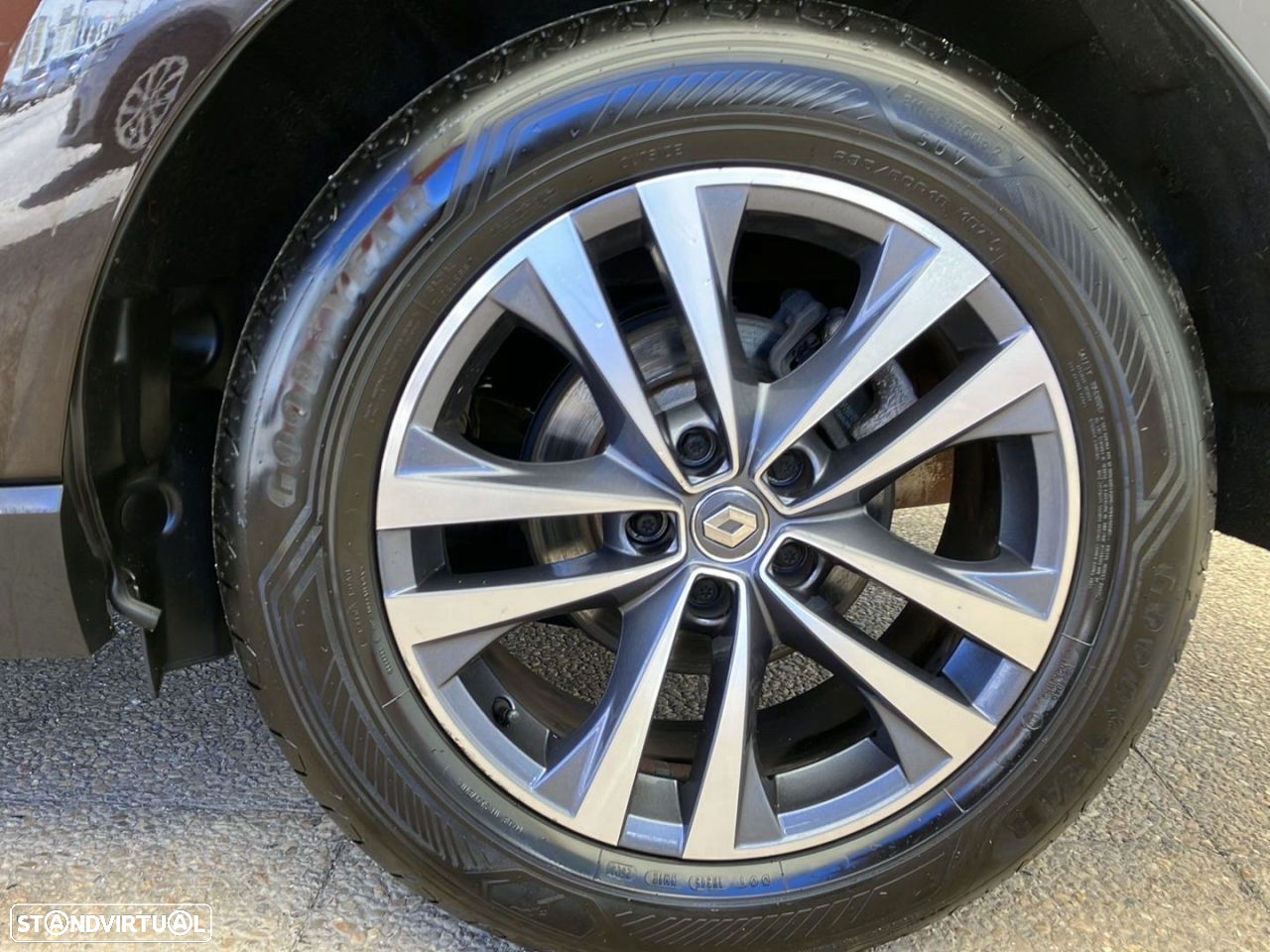 Renault Espace 1.6 dCi Zen EDC - 24