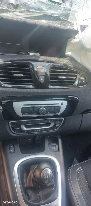 RENAULT scenic iii lift 1,2 TCE alternator - 8