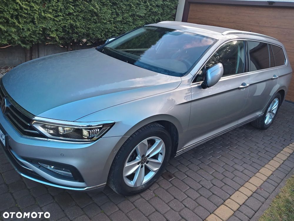 Volkswagen Passat 2.0 TDI SCR Style DSG - 17