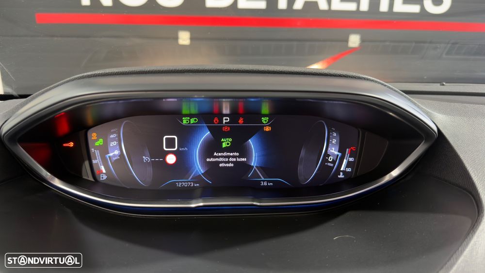 Peugeot 5008 PureTech 130 EAT8 Stop & Start Allure - 21