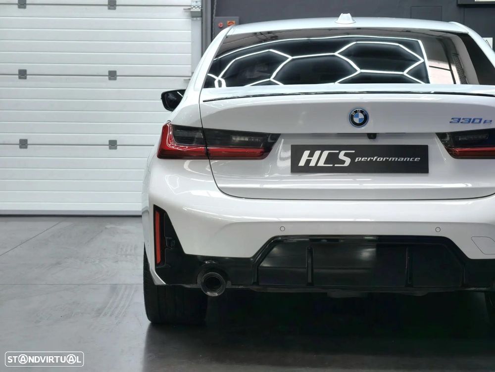 BMW 330 e Pack Desportivo M Pro Auto - 7