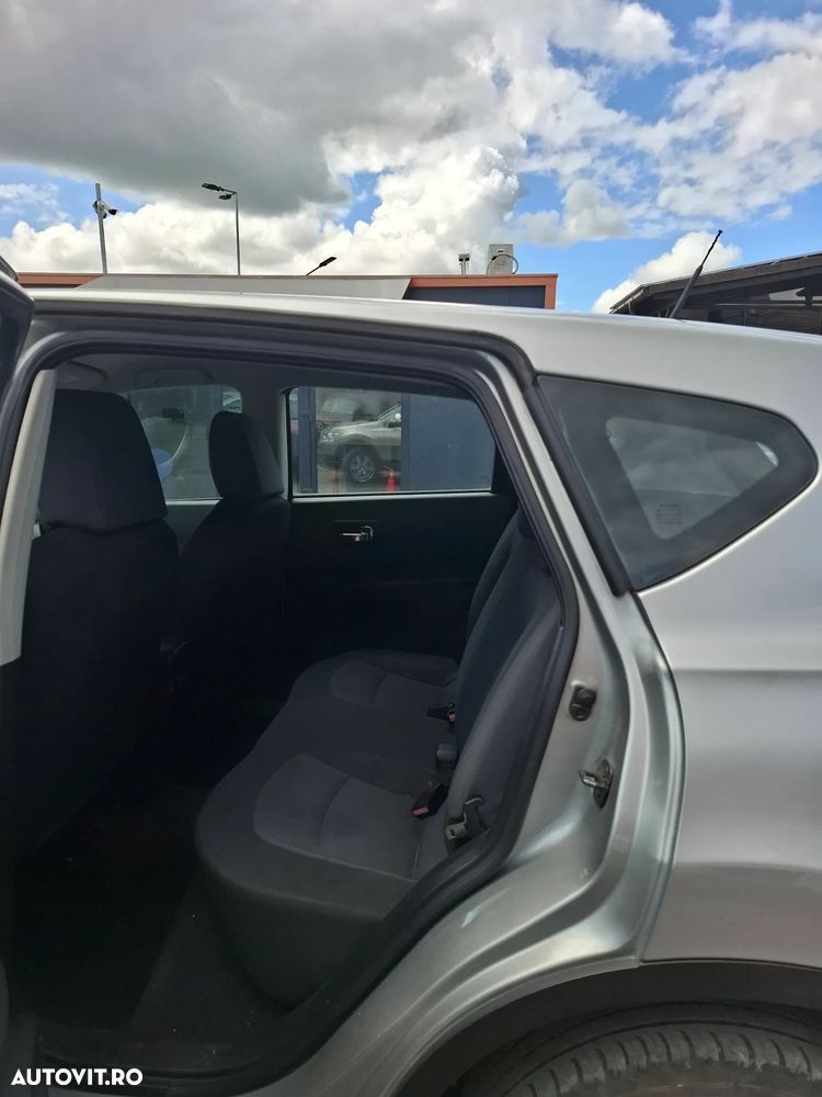 Nissan Qashqai 1.5 Visia - 10
