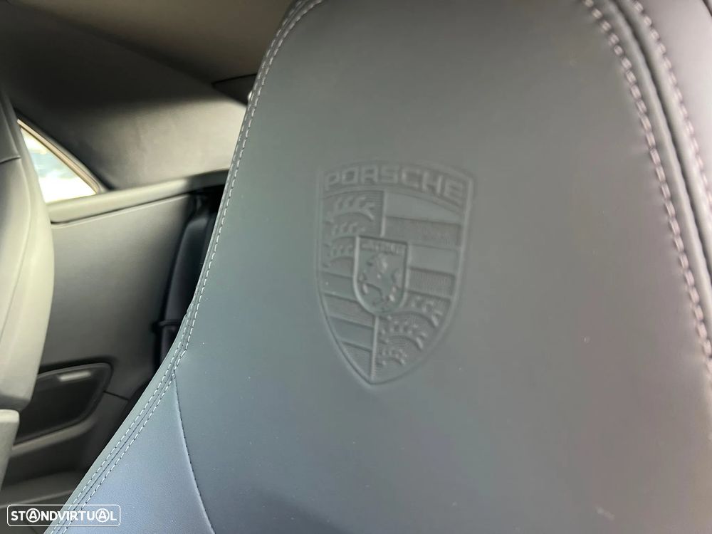 Porsche 911 (992) Carrera Cabriolet PDK - 37