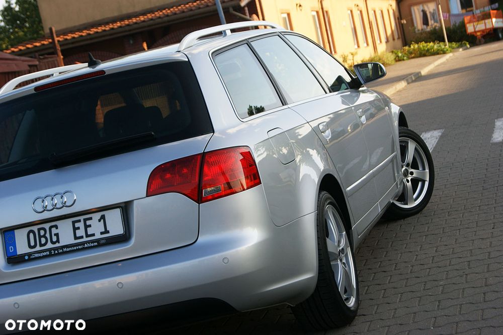 Audi A4 Avant 2.0 TDI - 20
