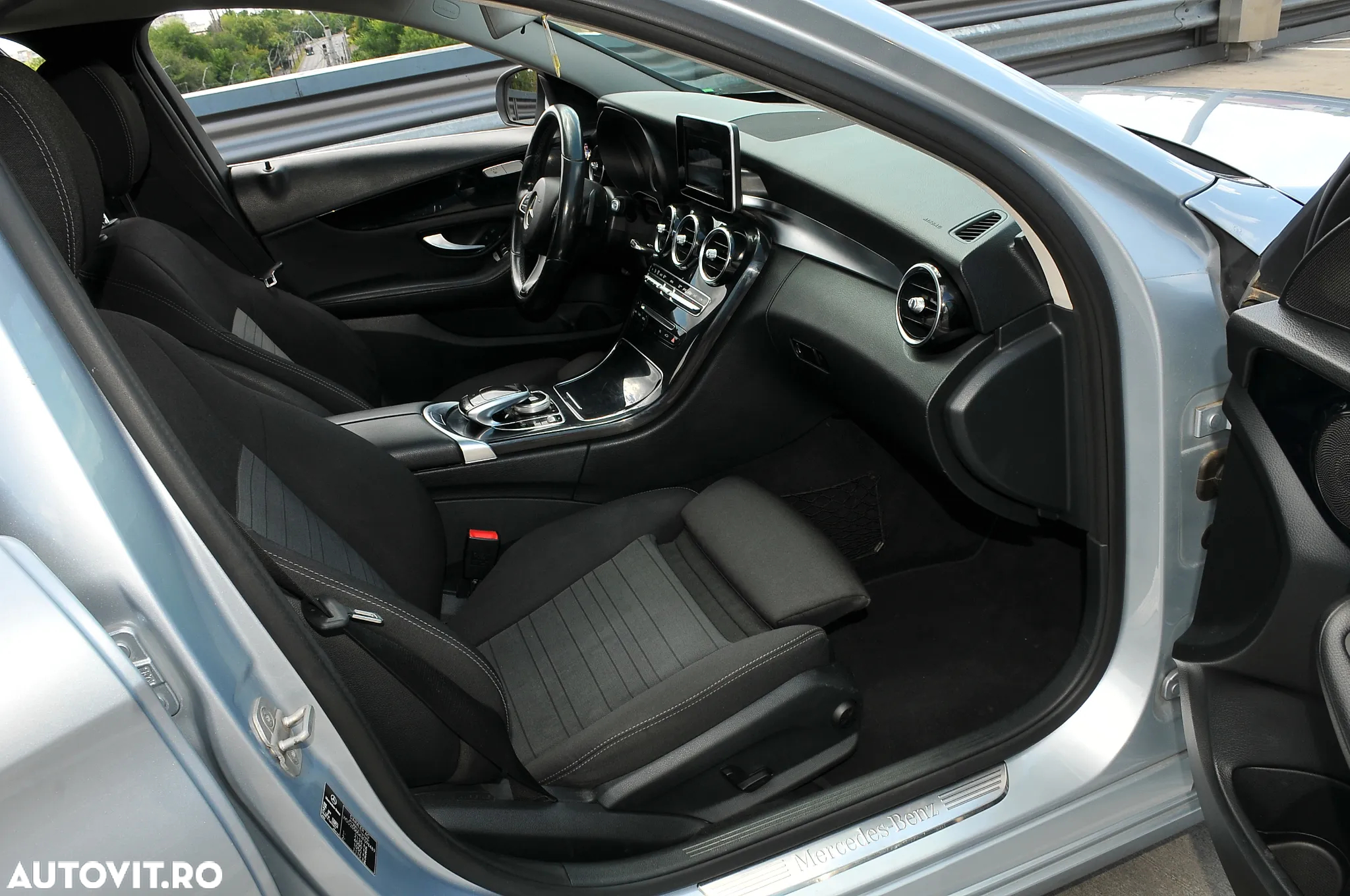 Mercedes-Benz C 220 d T 9G-TRONIC Avantgarde - 13