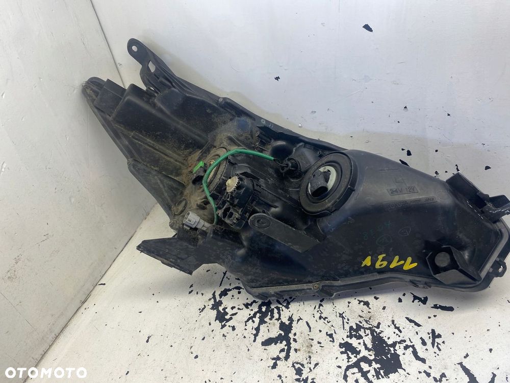 TOYOTA PRUS PLUS LAMPA LEWY PRZÓD SOCZEWKA - 9