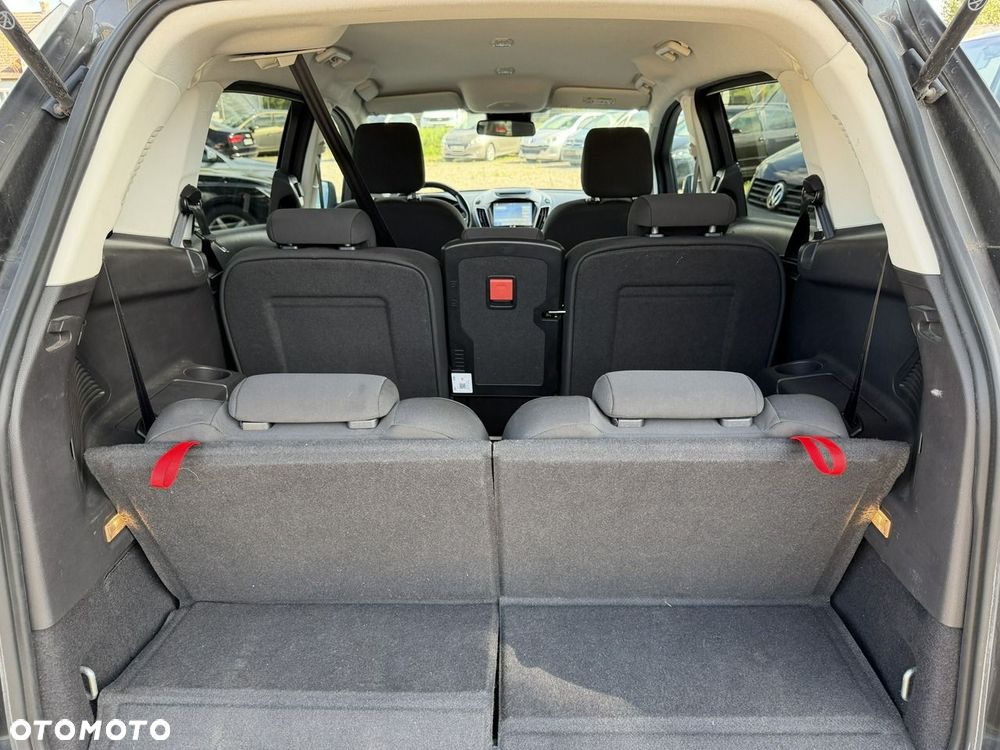 Ford Grand C-MAX - 16