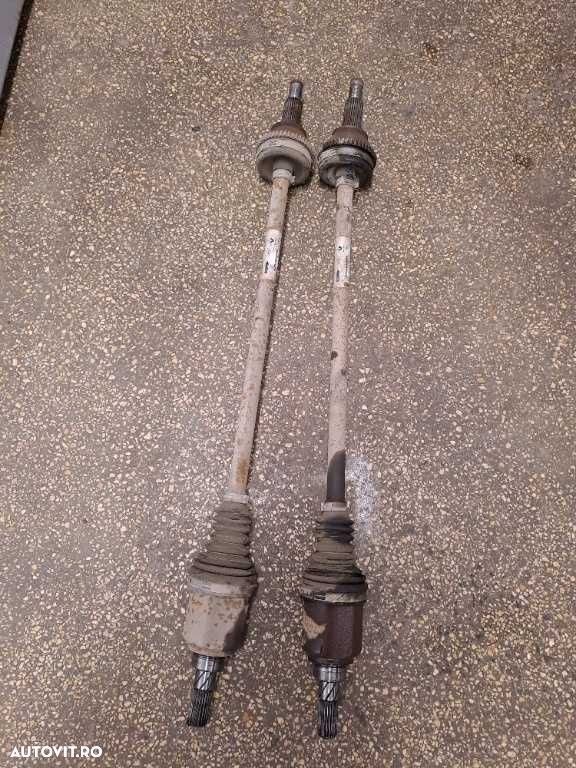 Planetara stanga/dreapta spate Dacia Duster 1.5 DCI an 2010-2017 - 2