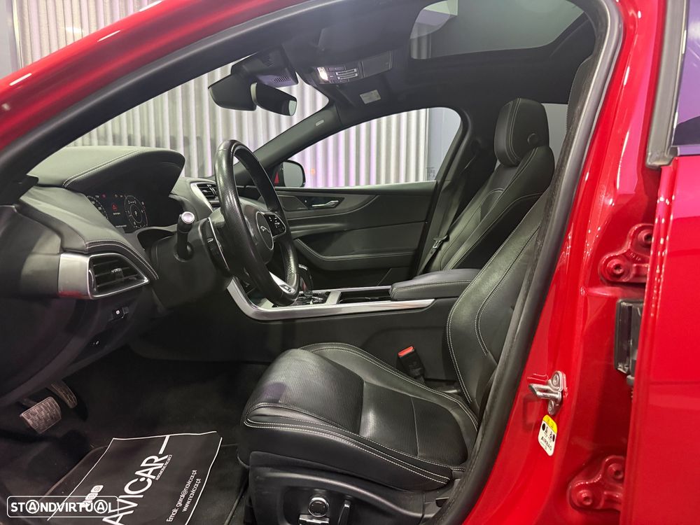 Jaguar XE D180 Aut. R-Dynamic S - 16