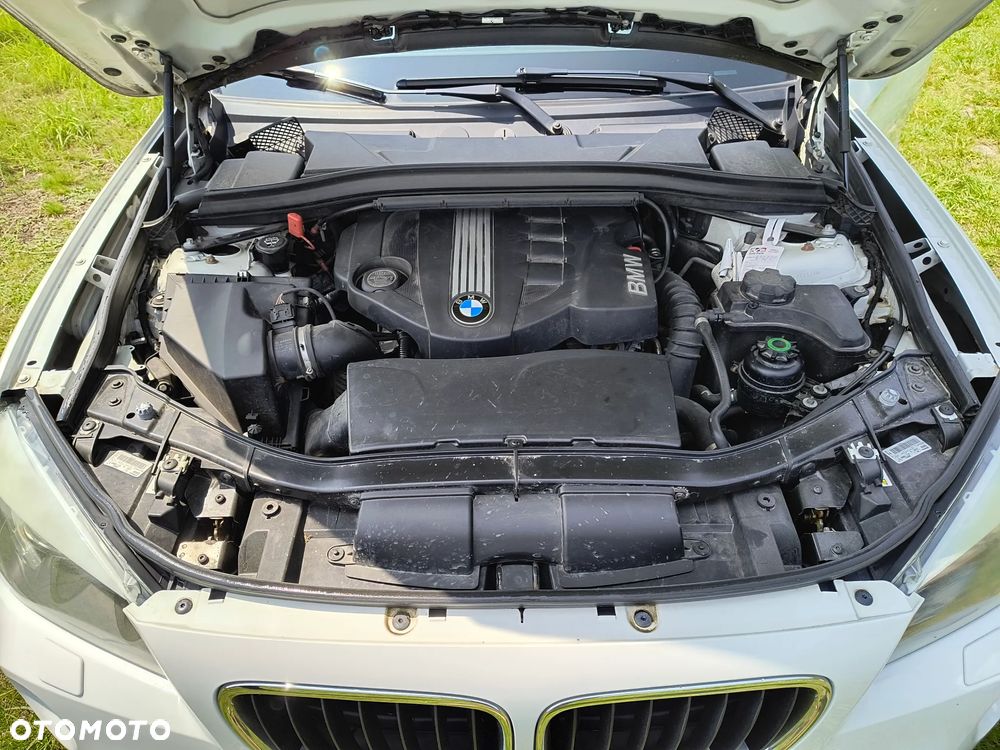 BMW X1 xDrive20d - 16