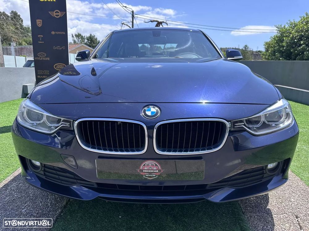 BMW 320 d Luxury Line - 8