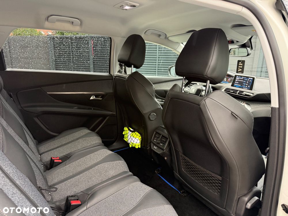 Peugeot 5008 BlueHDi 130 EAT8 Allure - 9