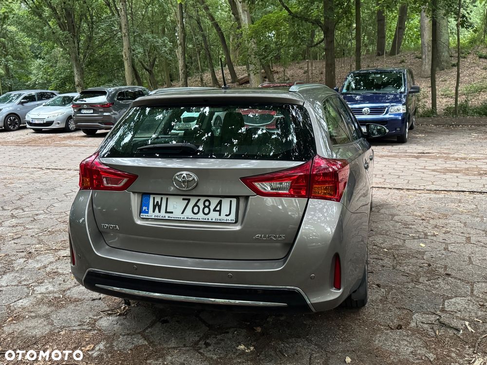 Toyota Auris 1.4 D-4D Active - 8