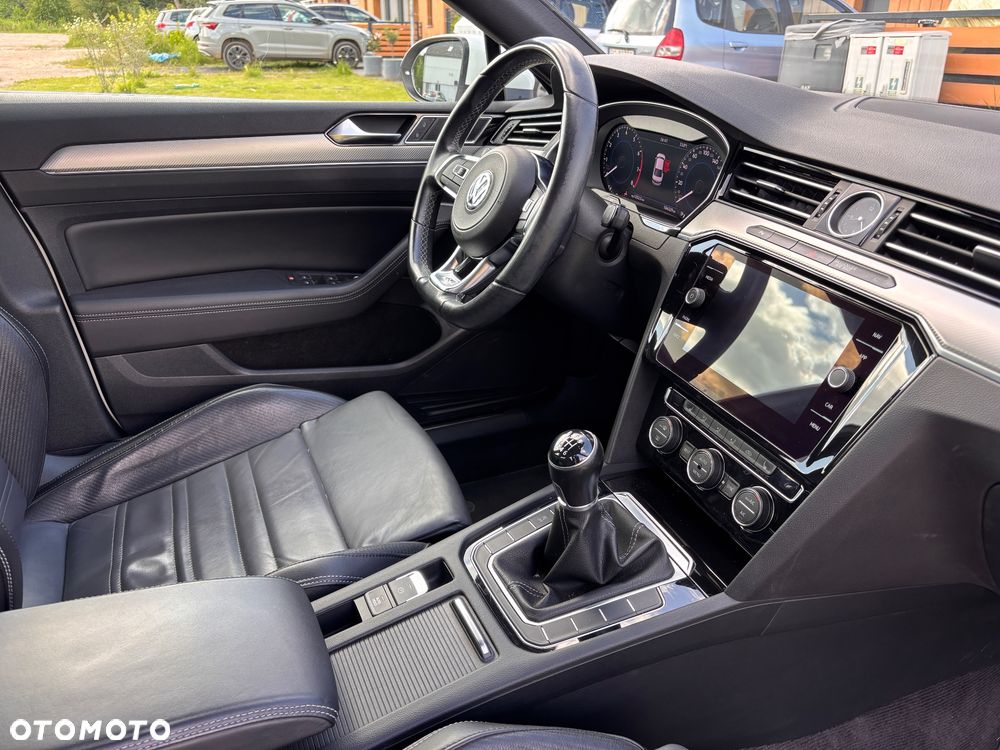 Volkswagen Passat 1.8 TSI BMT Highline - 12