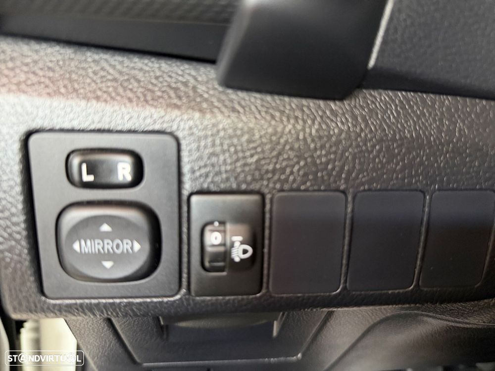 Toyota Auris 1.4 D-4D +AC - 13