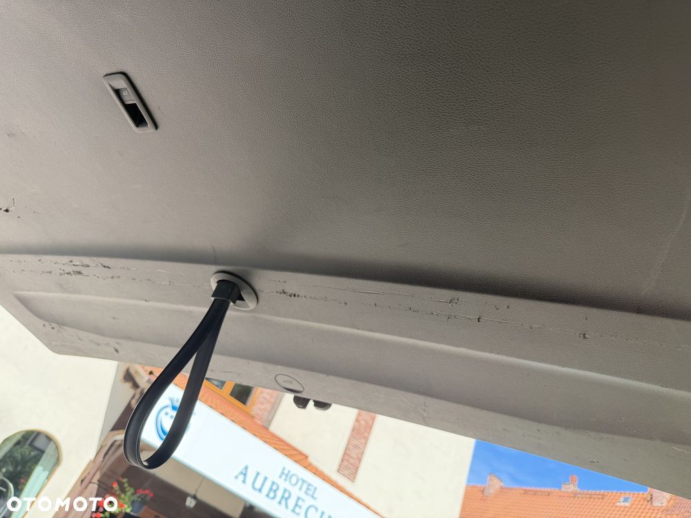 Volkswagen Caravelle 2.0 TDI L2 Highline - 35
