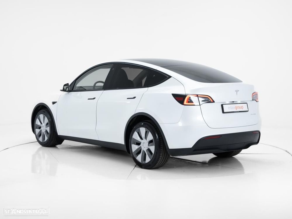 Tesla Model Y Long Range Dual Motor AWD - 5