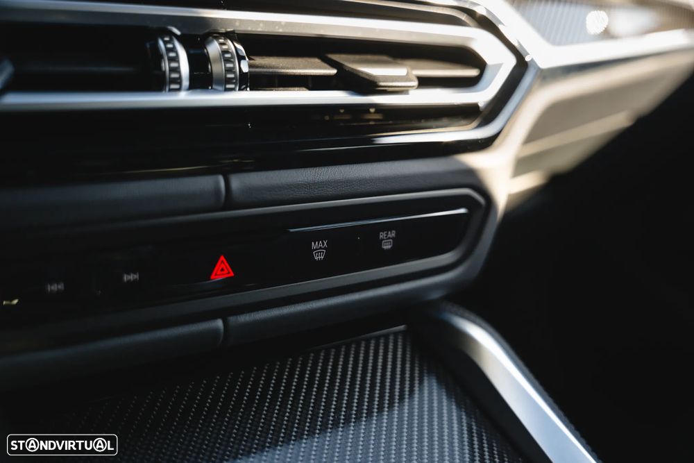 BMW M3 Competition M xDrive - 30