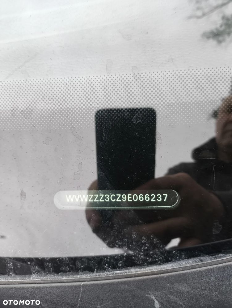 Volkswagen Passat 1.9 TDI Comfortline - 12