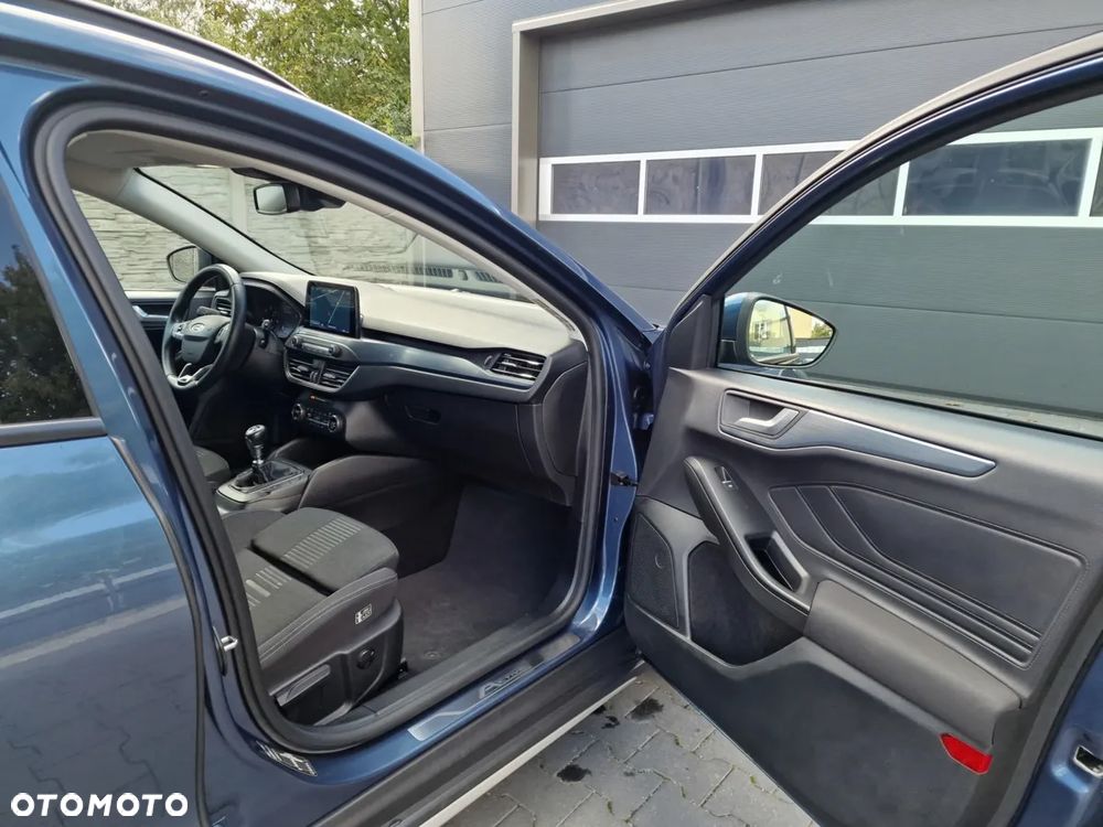 Ford Focus 2.0 EcoBlue Active - 24