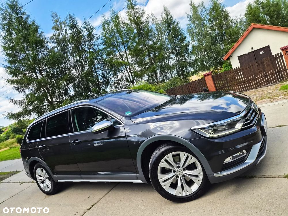 Volkswagen Passat Alltrack 2.0 TDI SCR 4Motion DSG - 3