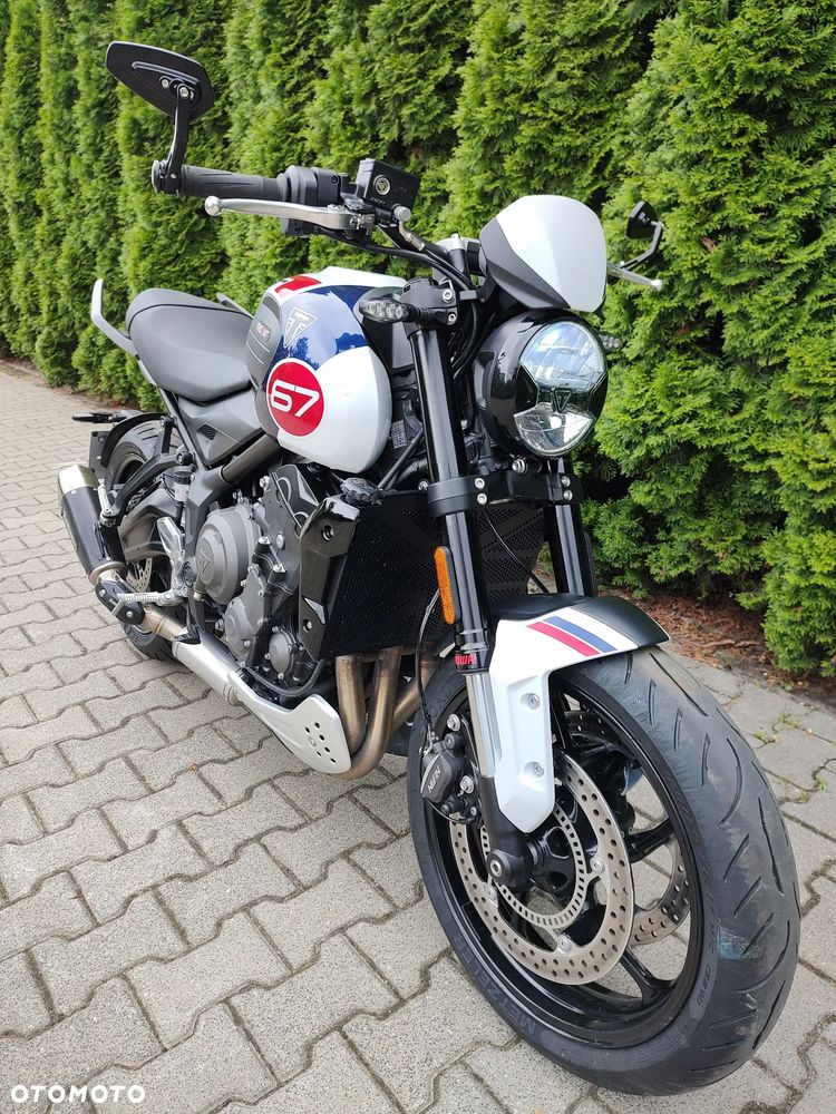 Triumph Trident - 2