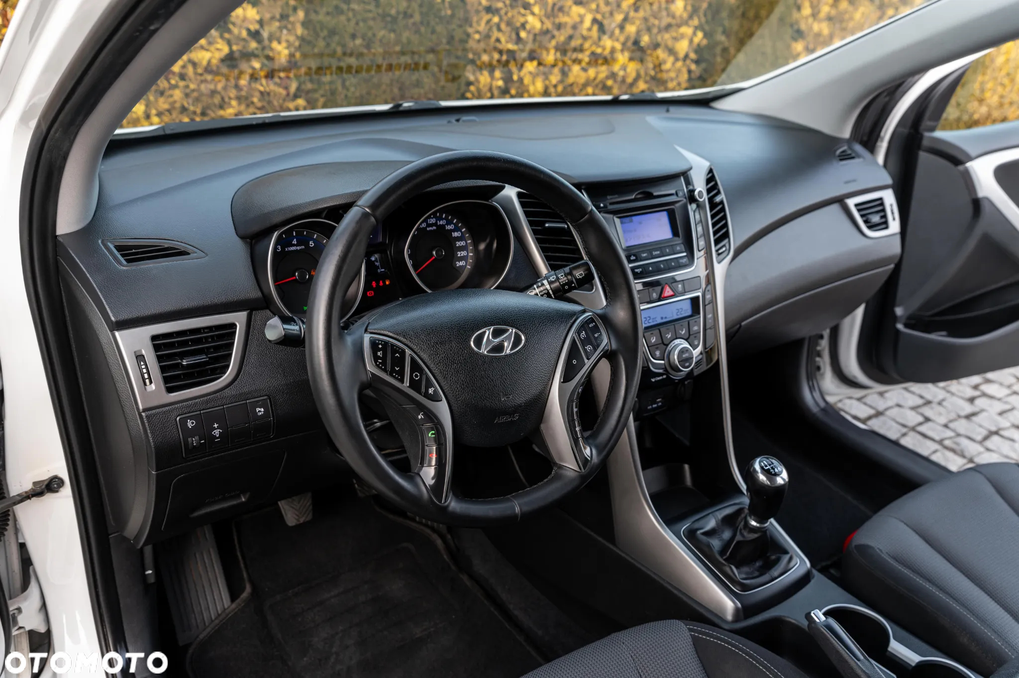 Hyundai i30 blue 1.6 GDI Passion - 29