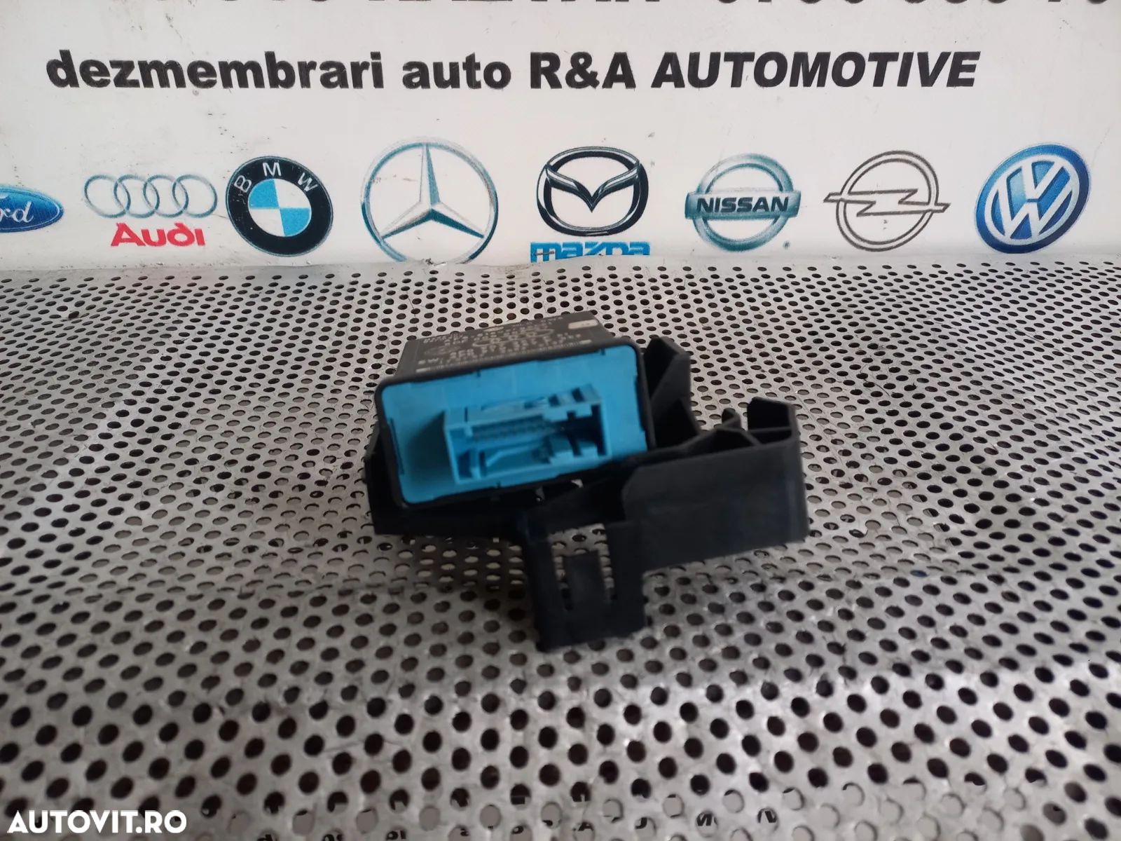Calculator Modul LED Far Audi Q7 4L  Cod 4FF - Dezmembrari Arad - 1