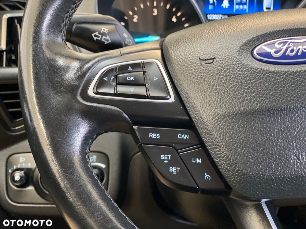 Ford Kuga 2.0 TDCi AWD Trend - 22