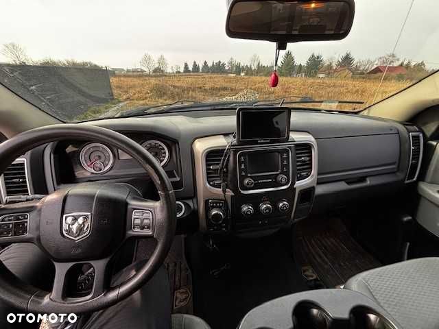 Dodge RAM - 7