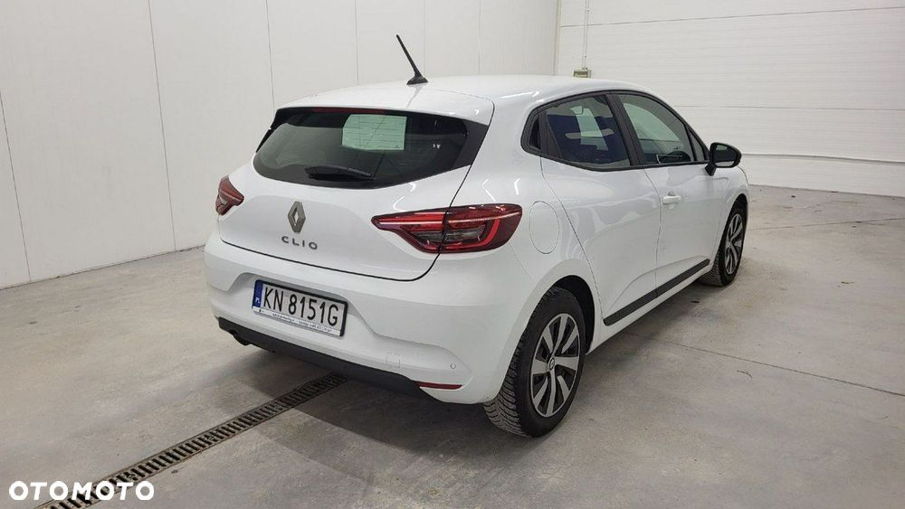 Renault Clio - 6
