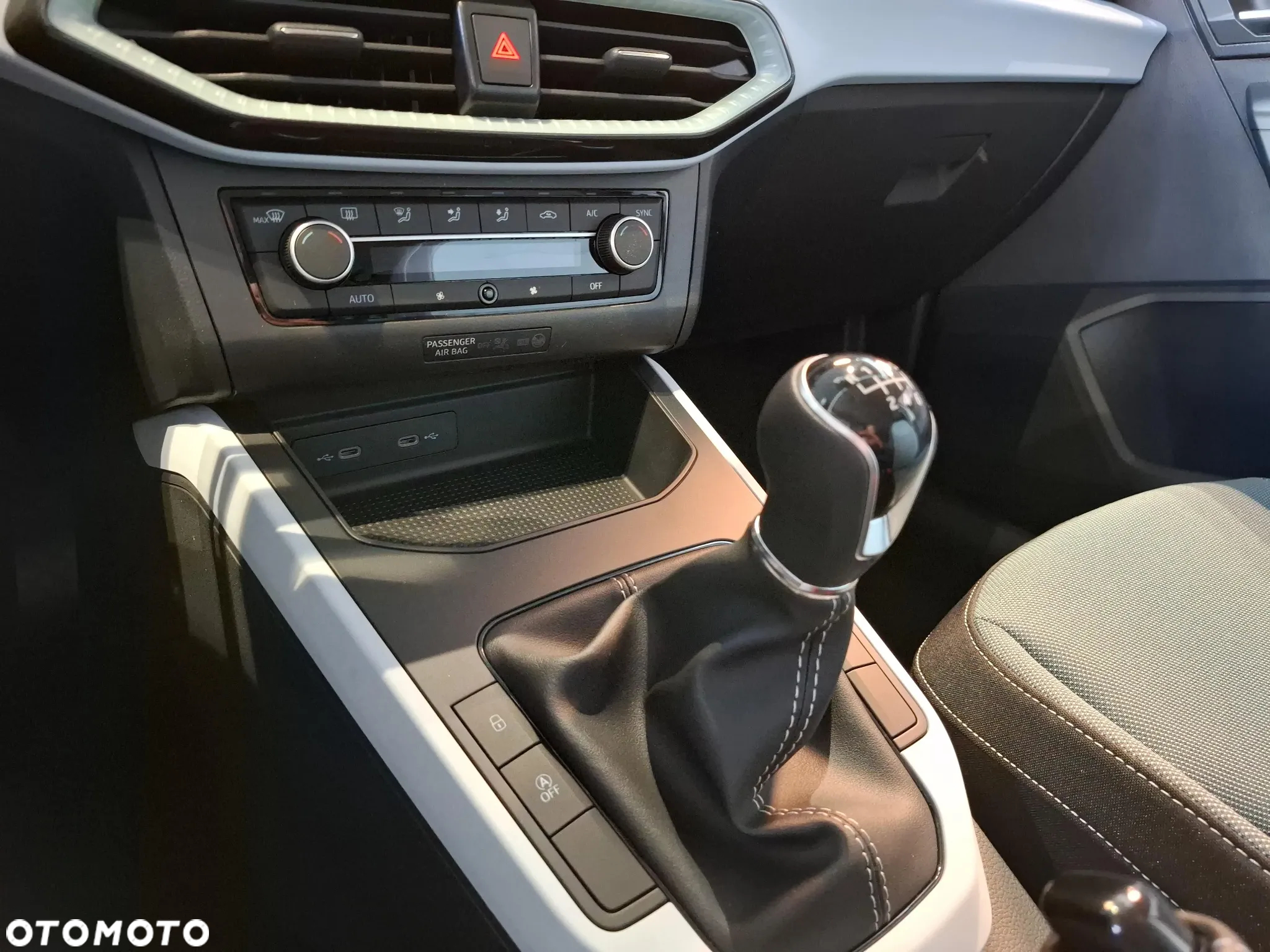 Seat Arona 1.0 TSI Marina S&S - 15
