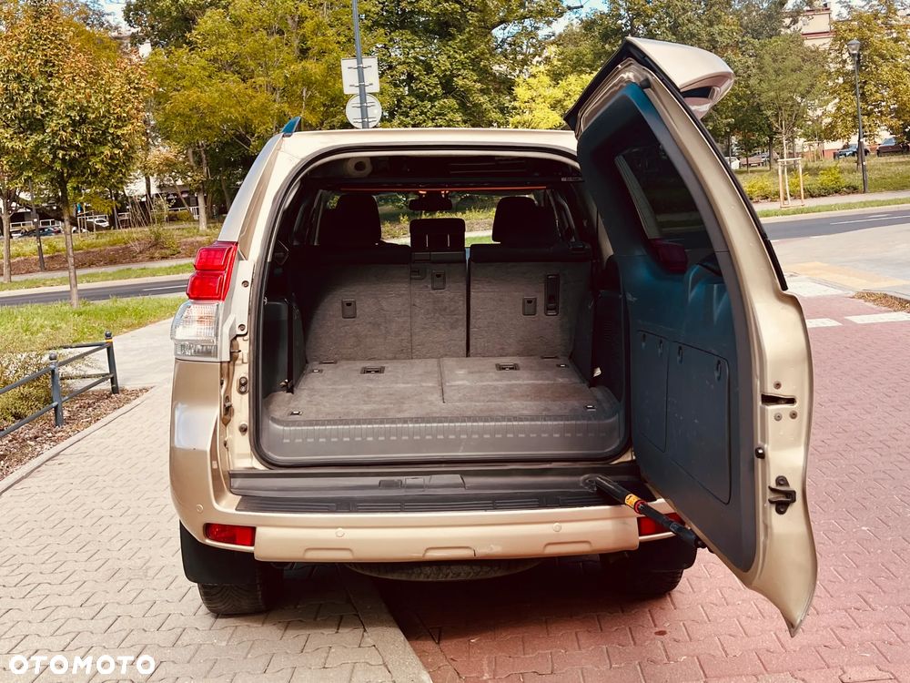 Toyota Land Cruiser LC 3.0 D-4D Sol 7os - 5