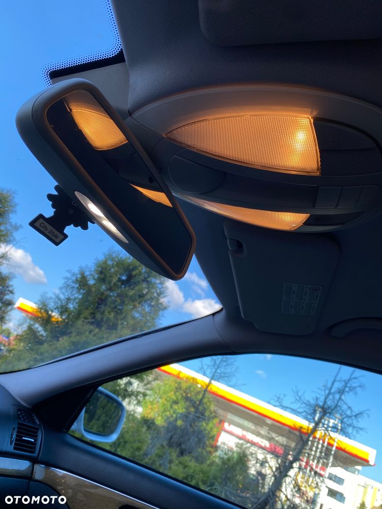 Mercedes-Benz Klasa E - 31