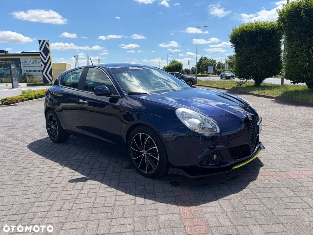 Alfa Romeo Giulietta - 2