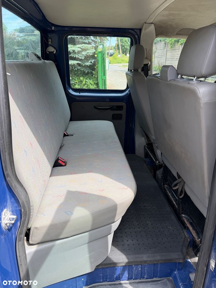 Volkswagen T5 - 11
