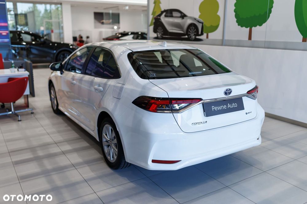 Toyota Corolla 1.8 Hybrid Comfort - 4