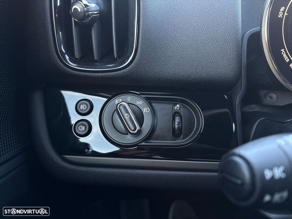 MINI Countryman Cooper SE ALL4 Untamed Edition Auto - 29