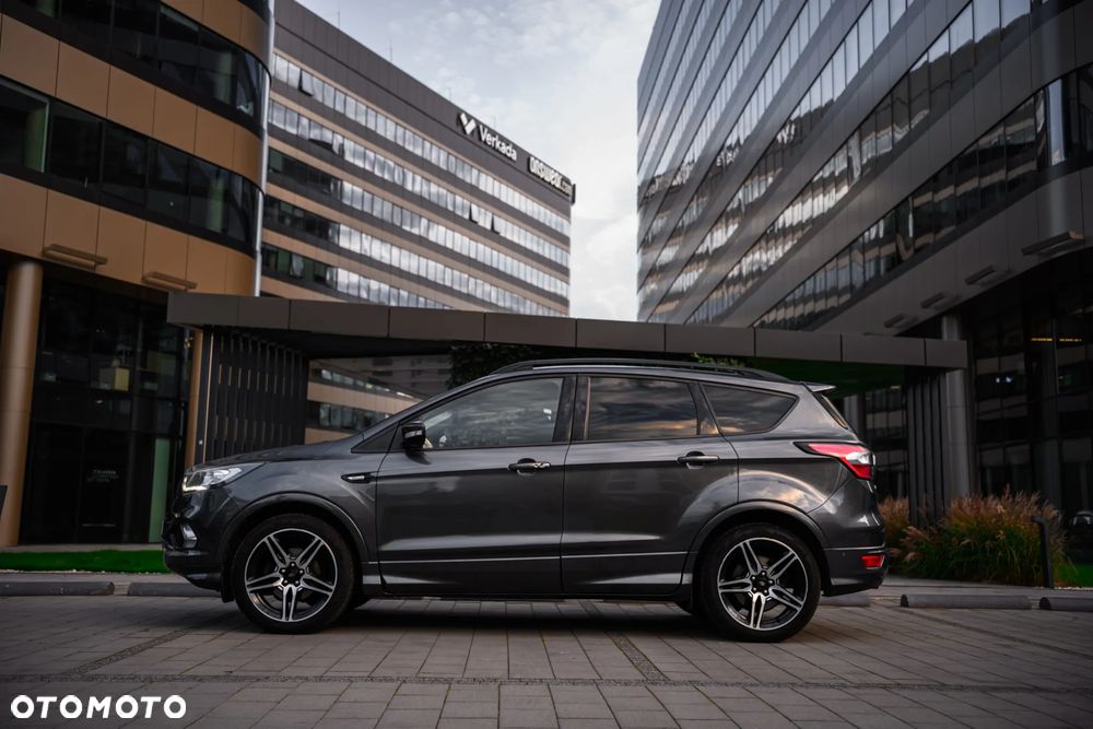 Ford Kuga - 6